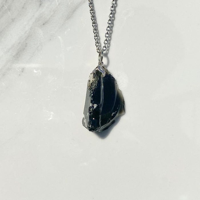 Ossidiana nera grezza - collana con ciondolo