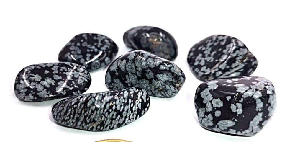 Tenetpietre Ossidiana fiocco di neve levigata da 20-25 mm. Disponibile in confezioni da 1, 5 e 10 pietre