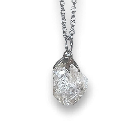 Collar con colgante de cuarzo fresa en bruto