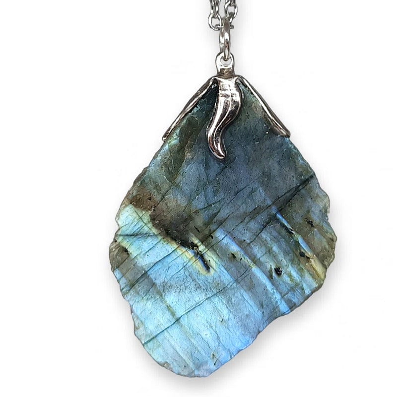 Aquamarine - necklace with raw stone pendant