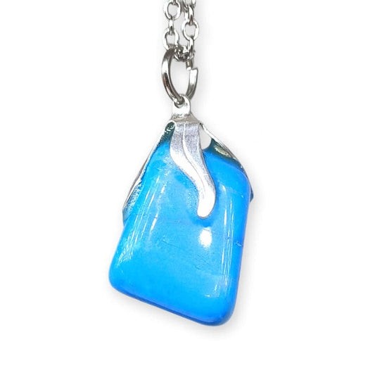 Blue Howlite - tumbled pendant with chain or rubber
