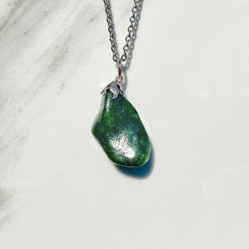 Jade - necklace with tumbled stone pendant